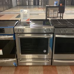 New Kitchen Aid Electric Range Slide In‼️‼️ High End Ask For A Discount‼️‼️