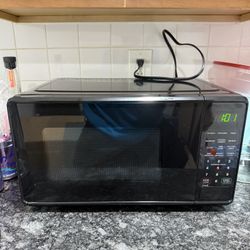 Black Microwave Oven