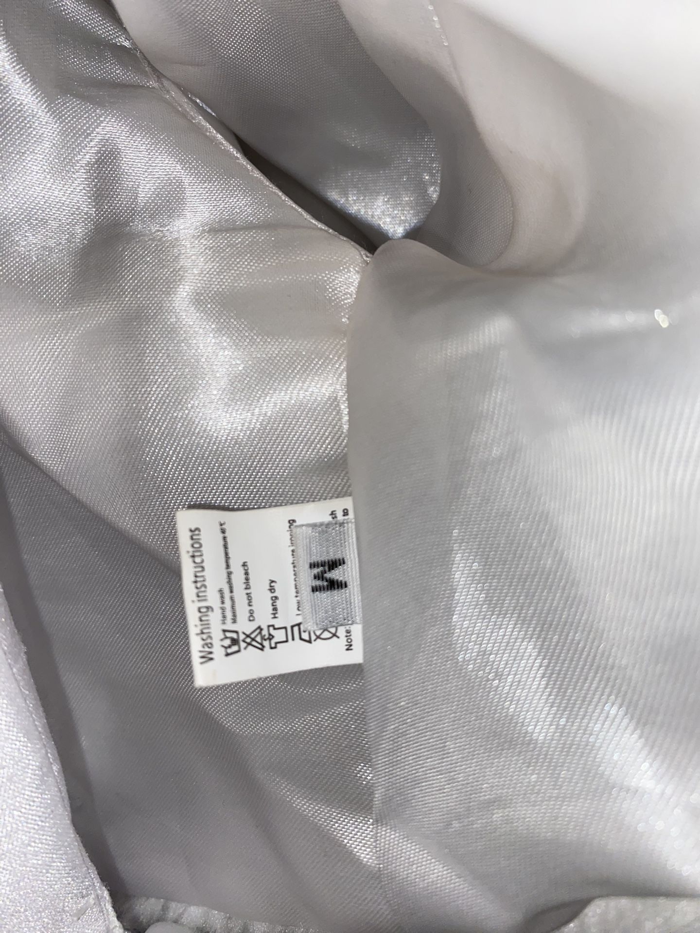 vestido de niña para loque quieta con chale quito y canastita