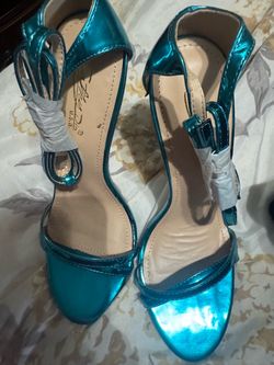 New shoes size 8