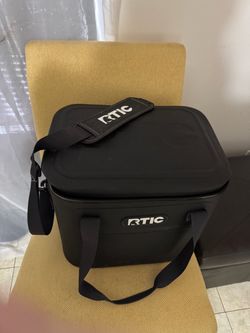 Rtic cooler