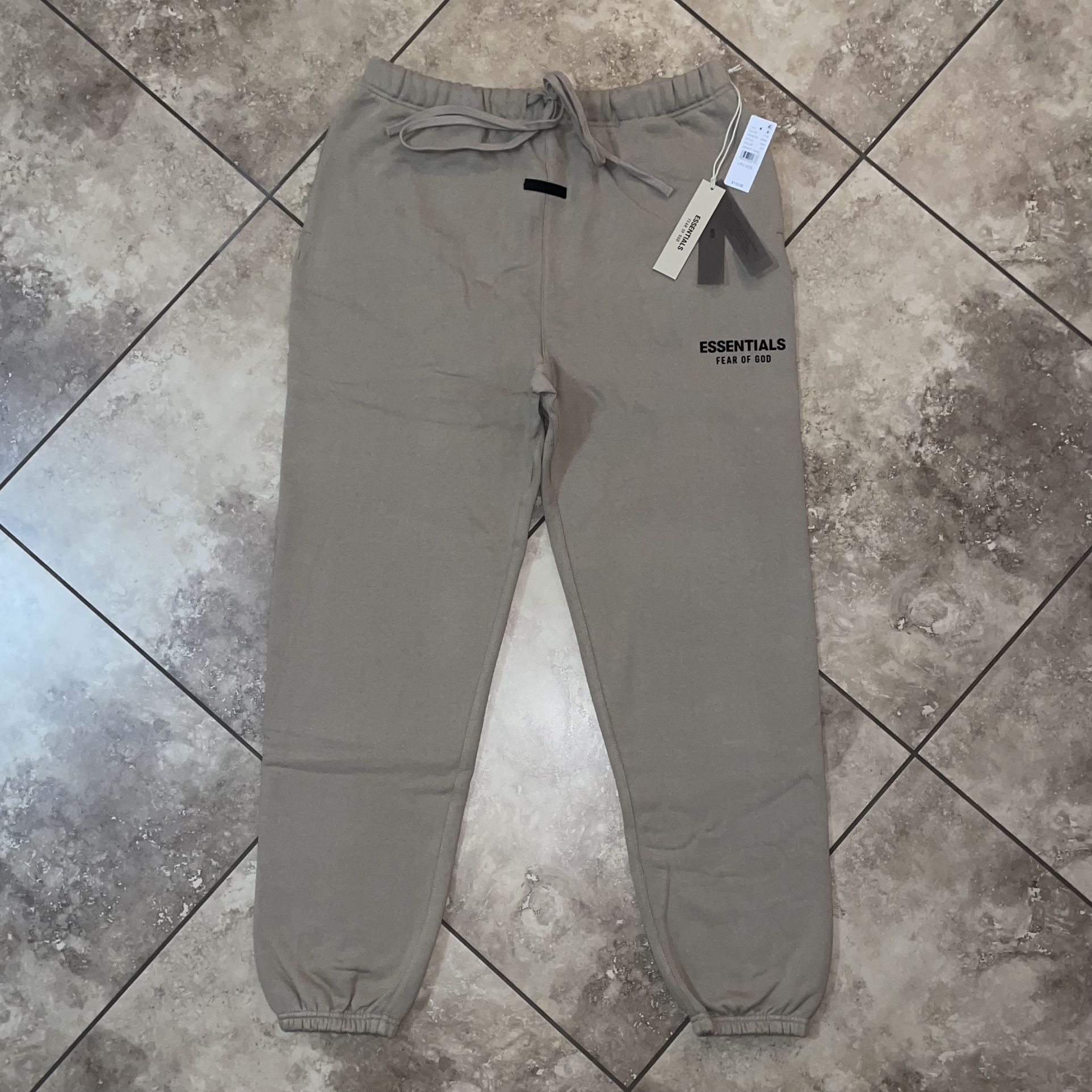 Fear of God Essentials Fleece Essential Sweatpant Desert Sand Size Large