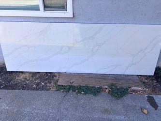 Quartz “Borghini” Island Slab
