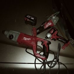 Impact Drill Brushless Milwake Un Rotomartillo Nuevo Con 3 Brocas Nuevas Un Gridner Milwake Fuel Una Batería De 4.0 X Todo Kiero 250