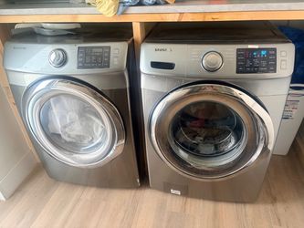 Samsung Front-Load Washer and Dryer Set