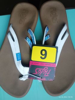 brand new FLOJOS size 6