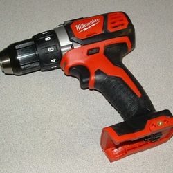 Milwaukee New Drill Driver 18M