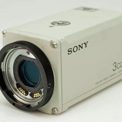 Sony 3CCD Color Video Camera DXC-950P