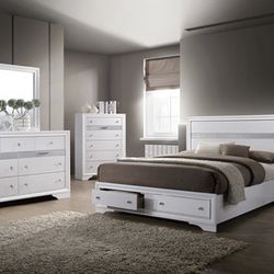 White  4 piece bedroom set  Queen size bed, nightstand, dresser, and mirror. 