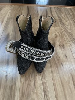 Womens Boots And Belt