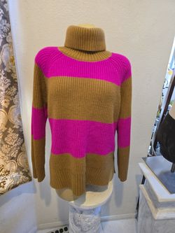 Long turtle with  hot pink & cinnamon  med acrylic