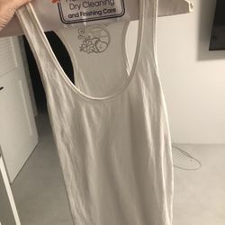 White Tank Size L