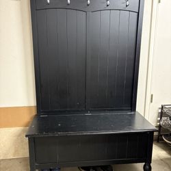 Entryway Storage Bench With The Coat Hooks