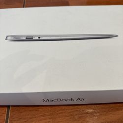 Apple MacBook Air 11 Inch Notebook Laptop 