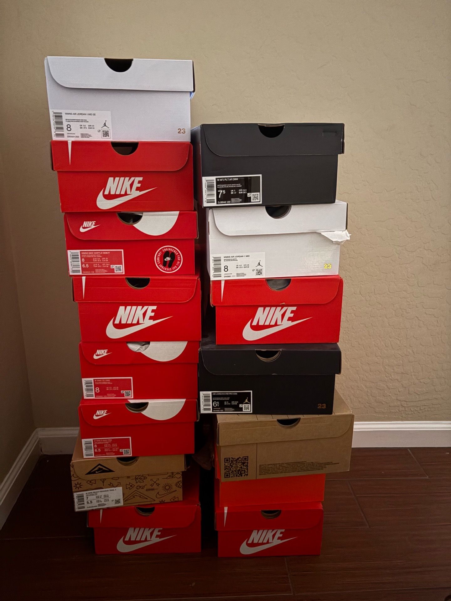 Empty Nike/Jordan boxes $30