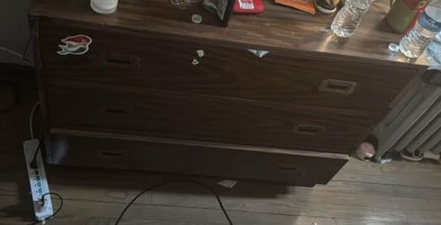 Dresser