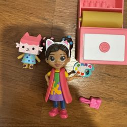 Gabby’s Dollhouse – Art Studio Playset