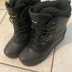Man Snow Boots 