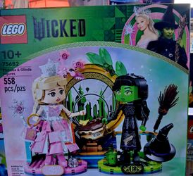 Lego Wicked Elphaba & Glinda figures