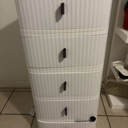 5 Drawer 