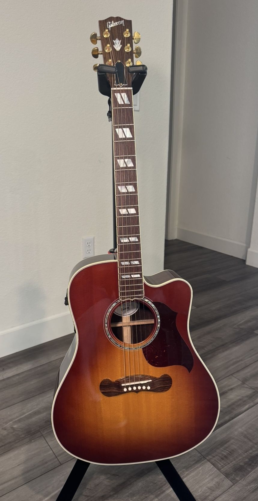 Gibson Songwriter (Platinum)