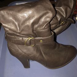 Womens Eleanor Tall Brown Boots. Size 9M