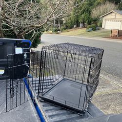 Small Dog Puppy Rabbit Kennel Crate Collapsible like New 24” L by 17”W 19”