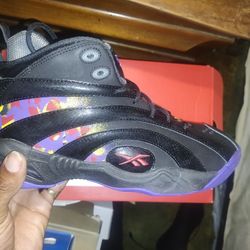 Brand New Reebok Shaq Nosis OG Size 10.5
