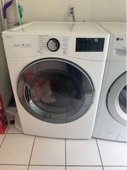 LG Front Load Washer & Dryer Set – Great Condition