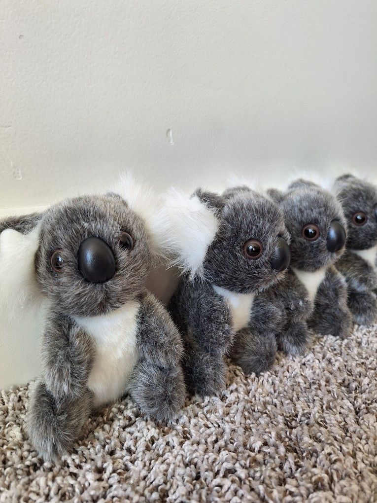 New 4 Mini Koalas Plush