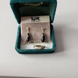 Jewelry, Gold  Ear Ring 