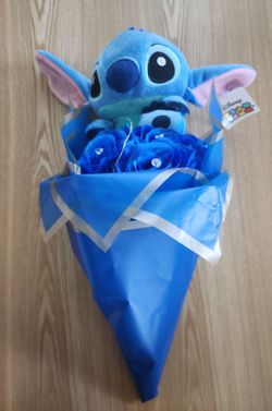 Disney's Stitch from Lilo & Stitch Tsum Tsum Plush in Blue Bouquet with Lights