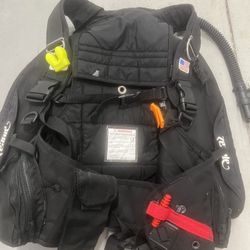 Zeagle Ranger Back Inflate Weight Integrated Mens Scuba Diving BCD Vest Only XL. This is a used vest in overall in very good cosmetic condition with n