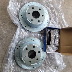 99-07 Silverado /sierra Slotted Rear Rotors With Brake Pads