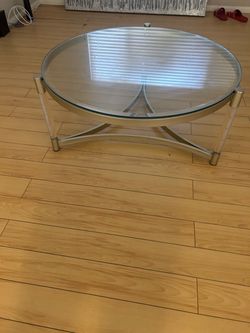 Free Glass Livingroom Table