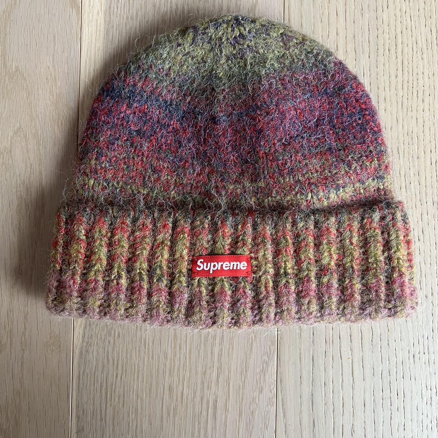Supreme Gradient Stripes Beanie - red/purple - NEW for Sale in New
