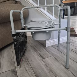 Drive Medical Bedside Toilet