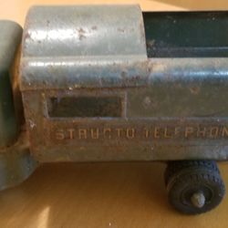 5 ANTIQUE STRUCTO CO TOY TRUCKS from 1945