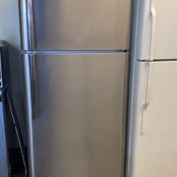 Frigidaire Professional Top Freezer Refrigerator Stainless Steel 