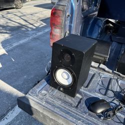 Yamaha Studio Speaker For Sale.