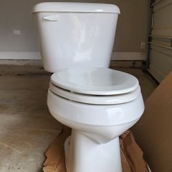 Mansfield Toilet x 2