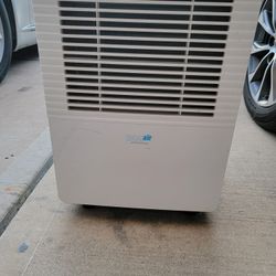 Ideal Air Dehumidifier 700830