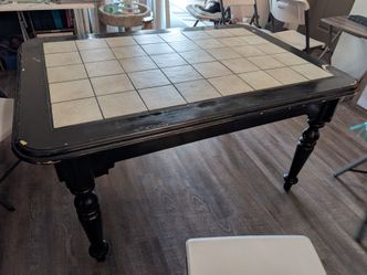 Vintage Country Tile-Top Wooden Table