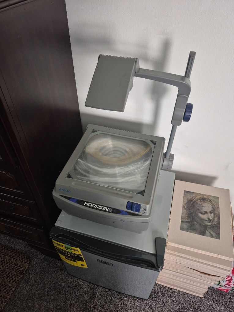 APOLLO (HORIZON 2) Projector