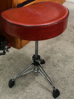 Drum throne