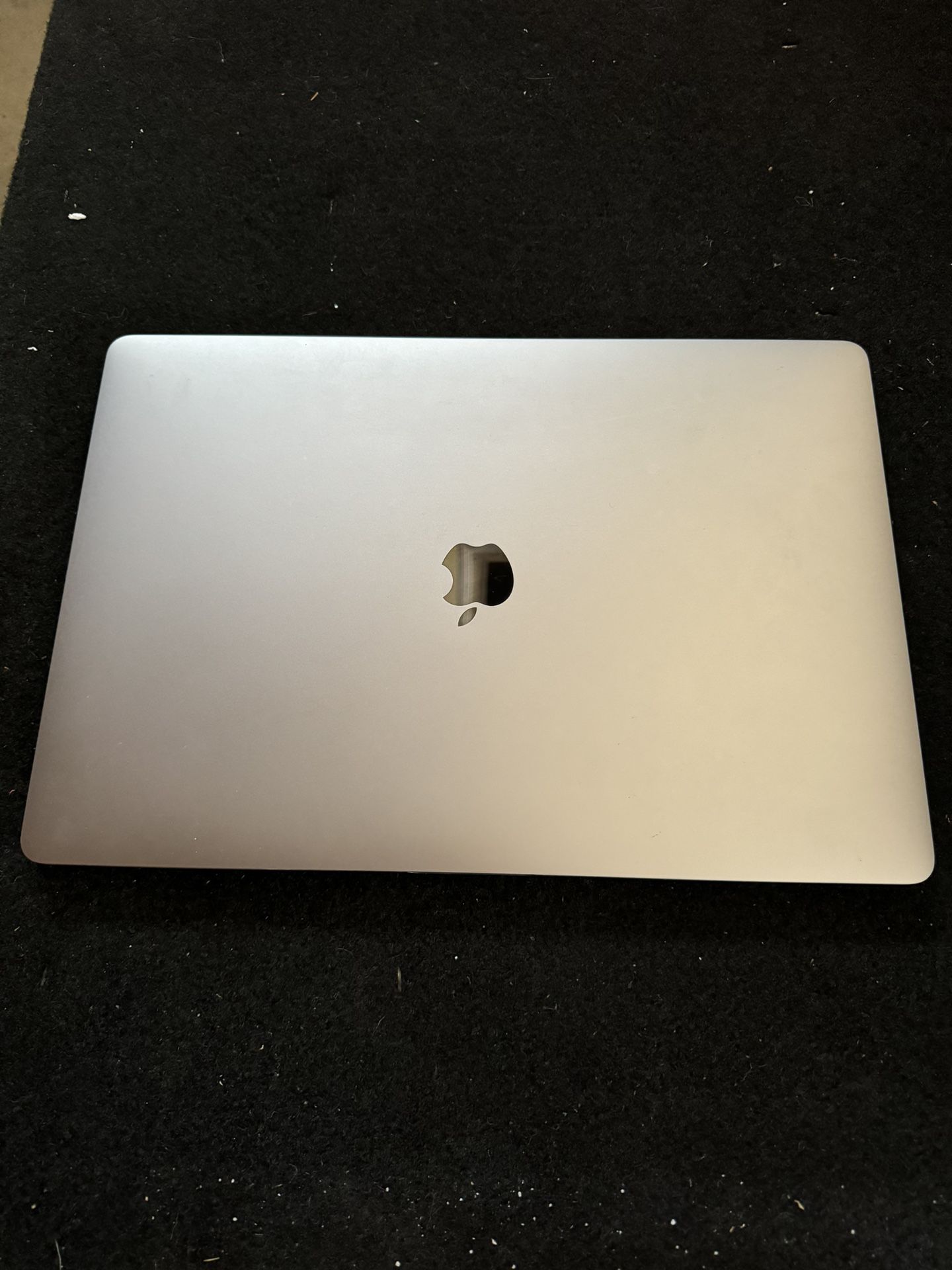 2019 Apple MacBook Pro 16 Inch Great Condition!