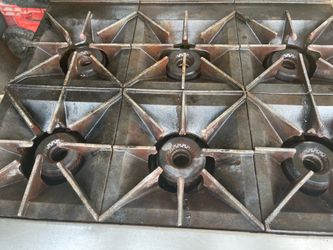 Commercial stove