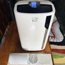 DeLonghi Pinguino Plus 7200 BTU (500 sq. ft.) Portable Air Conditioner with Heat Mode 