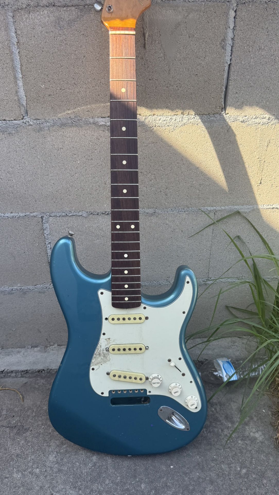Electric Guitar Fender Stratocaster Lake Placid Blue Made in Mexico SN MN(contact info removed)