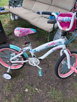 Little girl's bike